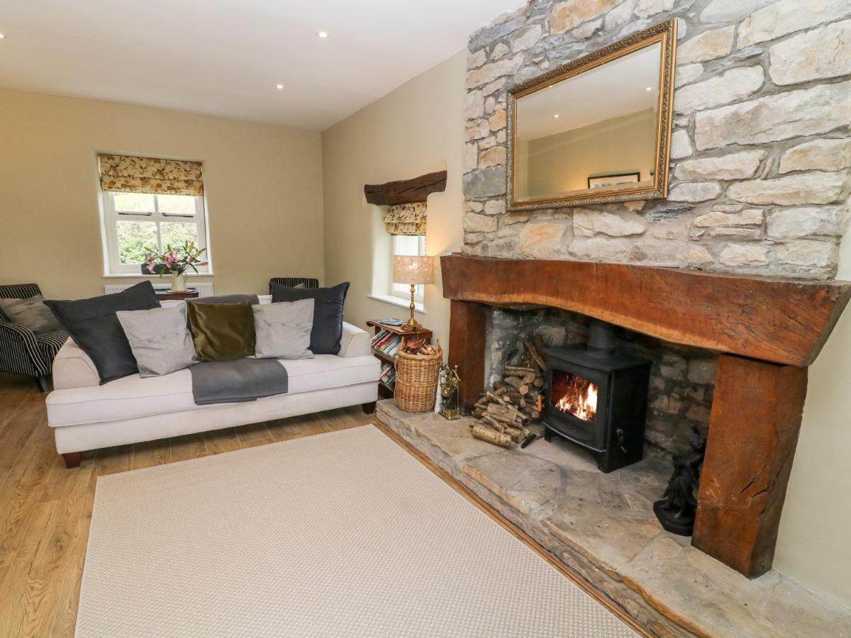 Waingate Cottage Cark ภายนอก รูปภาพ